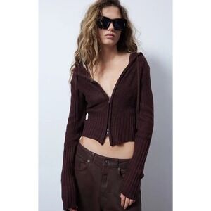 H&M Ribbed Knit Zip-Through Hoodie Sweater‎ Burgundy Woman's Size S Classic Y2K